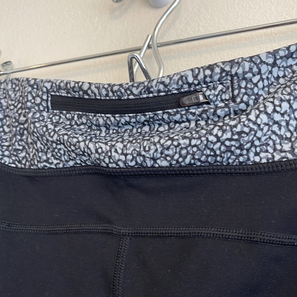 ๐ Nike Black Leggings | Size Large - Picture 5 of 7